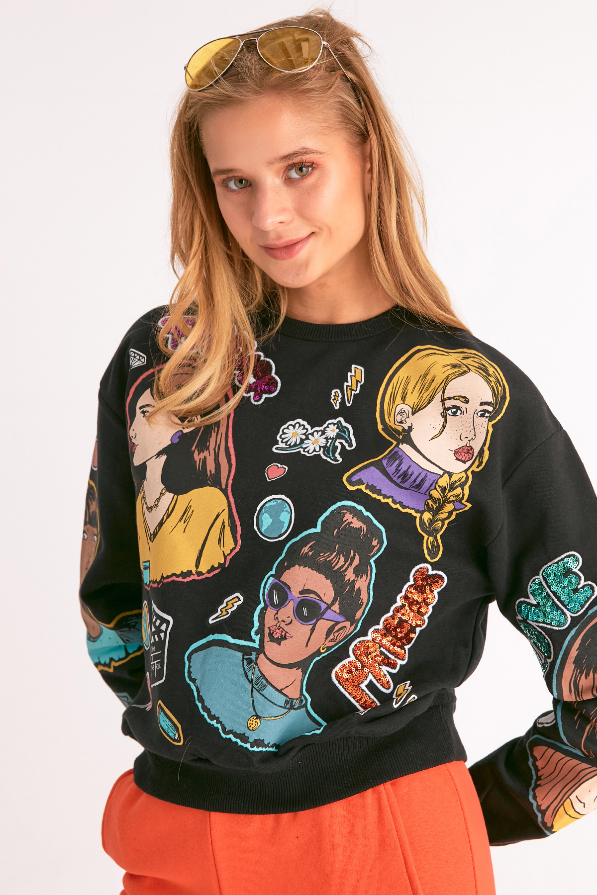 Yüz Baskılı Sweatshirt