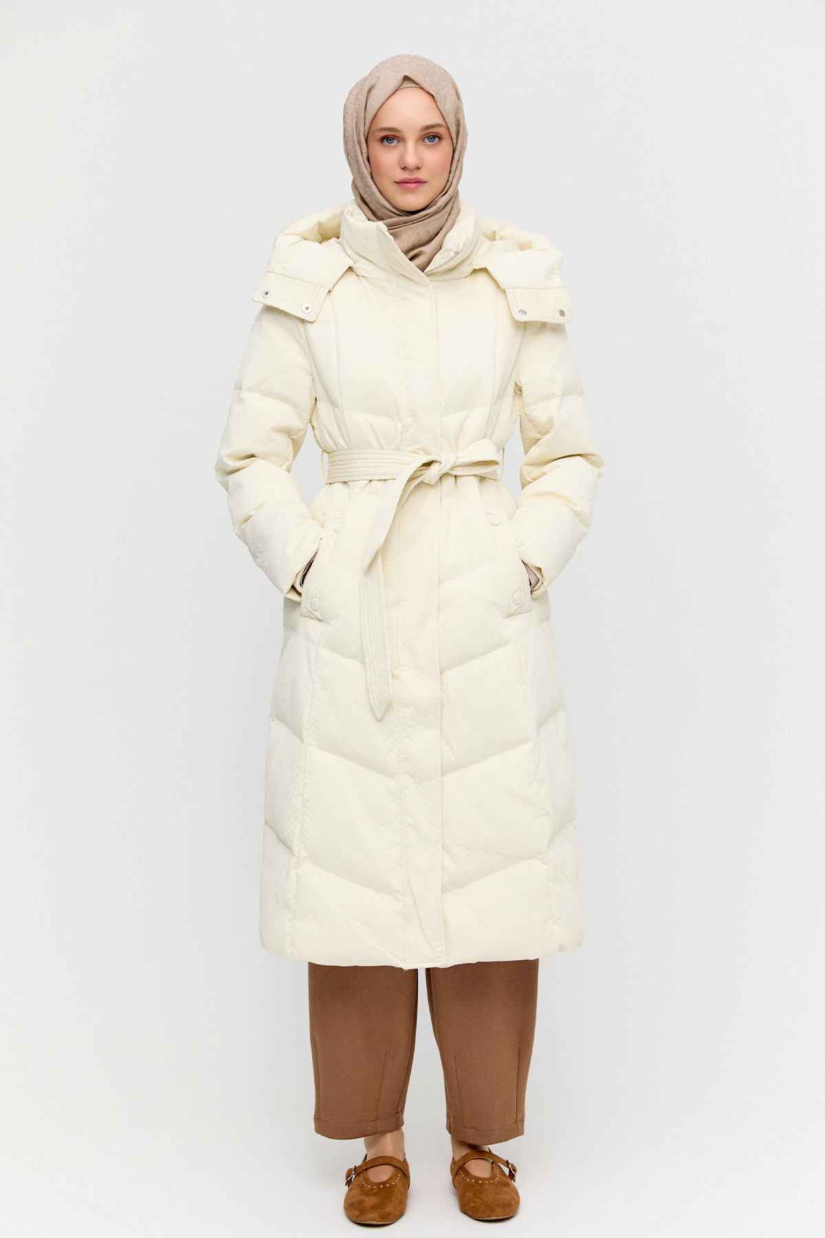 Dolgulu Kaz Tüyü Mont, Tesettür Giyim