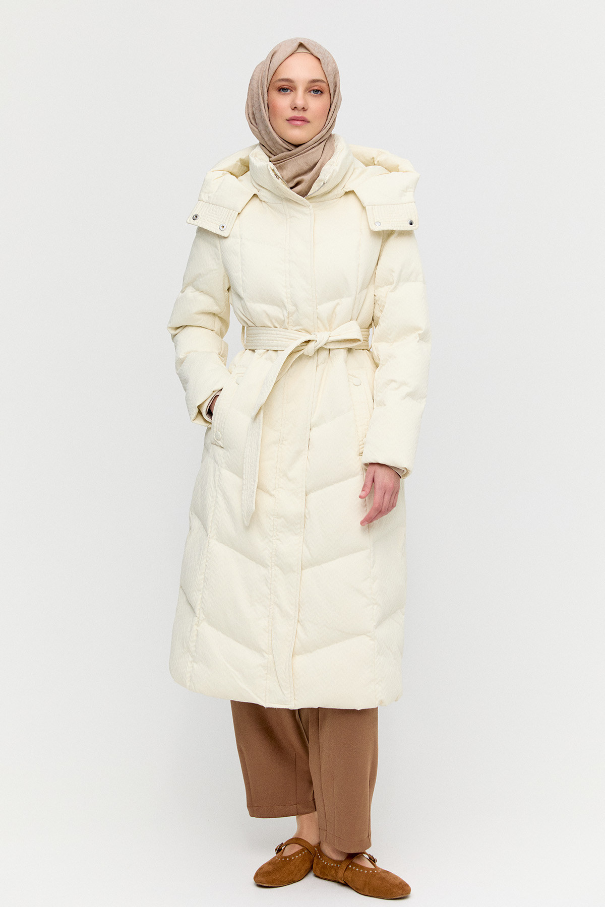 Dolgulu Kaz Tüyü Mont, Tesettür Giyim