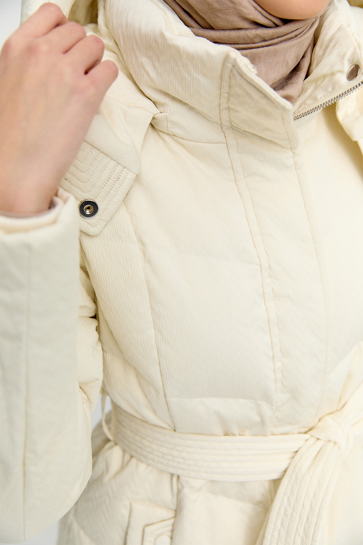 Dolgulu Kaz Tüyü Mont, Tesettür Giyim