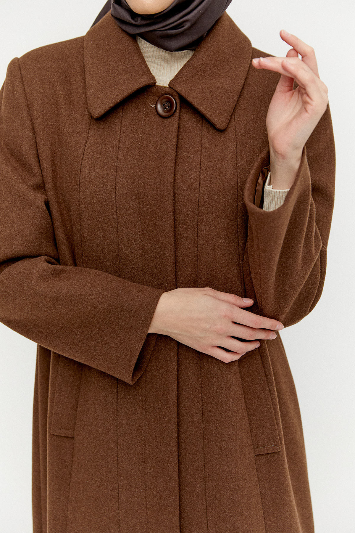 Büyük Beden Düğmeli Kaşe Manto, Tesettür Giyim