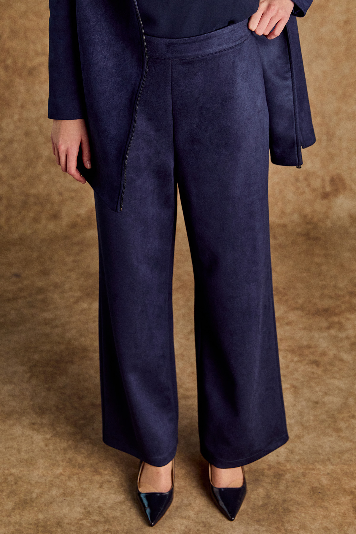 Süet Boru Paça Pantolon, Tesettür Giyim