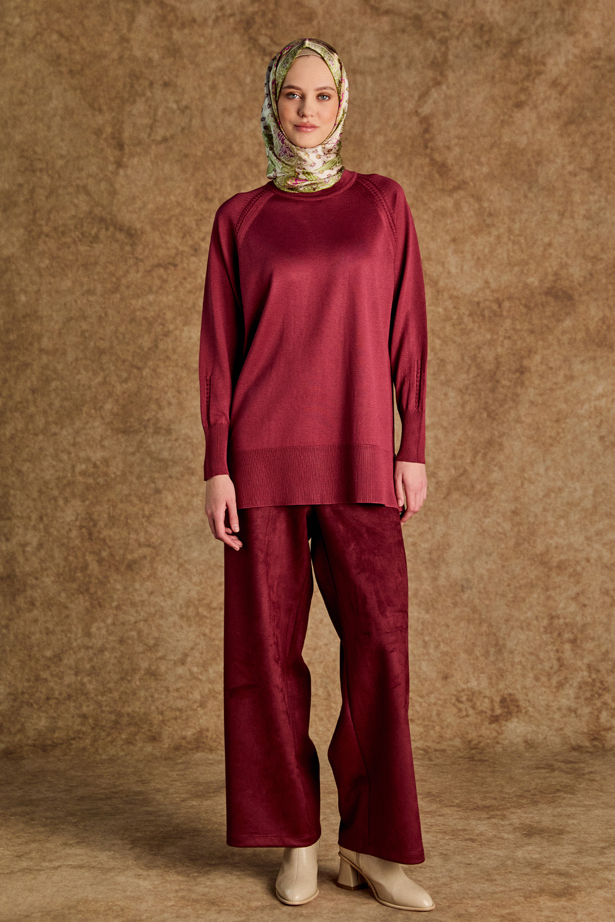 Süet Boru Paça Pantolon, Tesettür Giyim