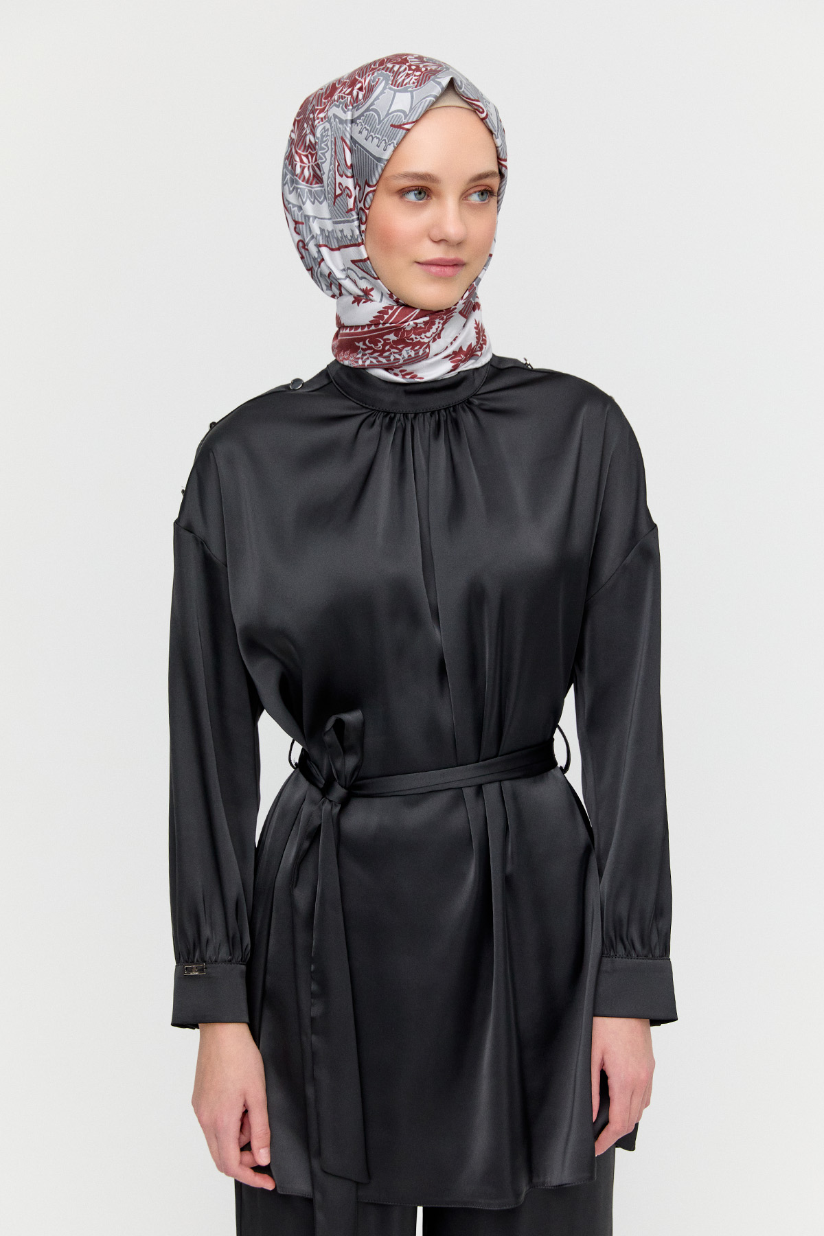 Süs Düğmeli Saten İkili Takım, Tesettür Giyim