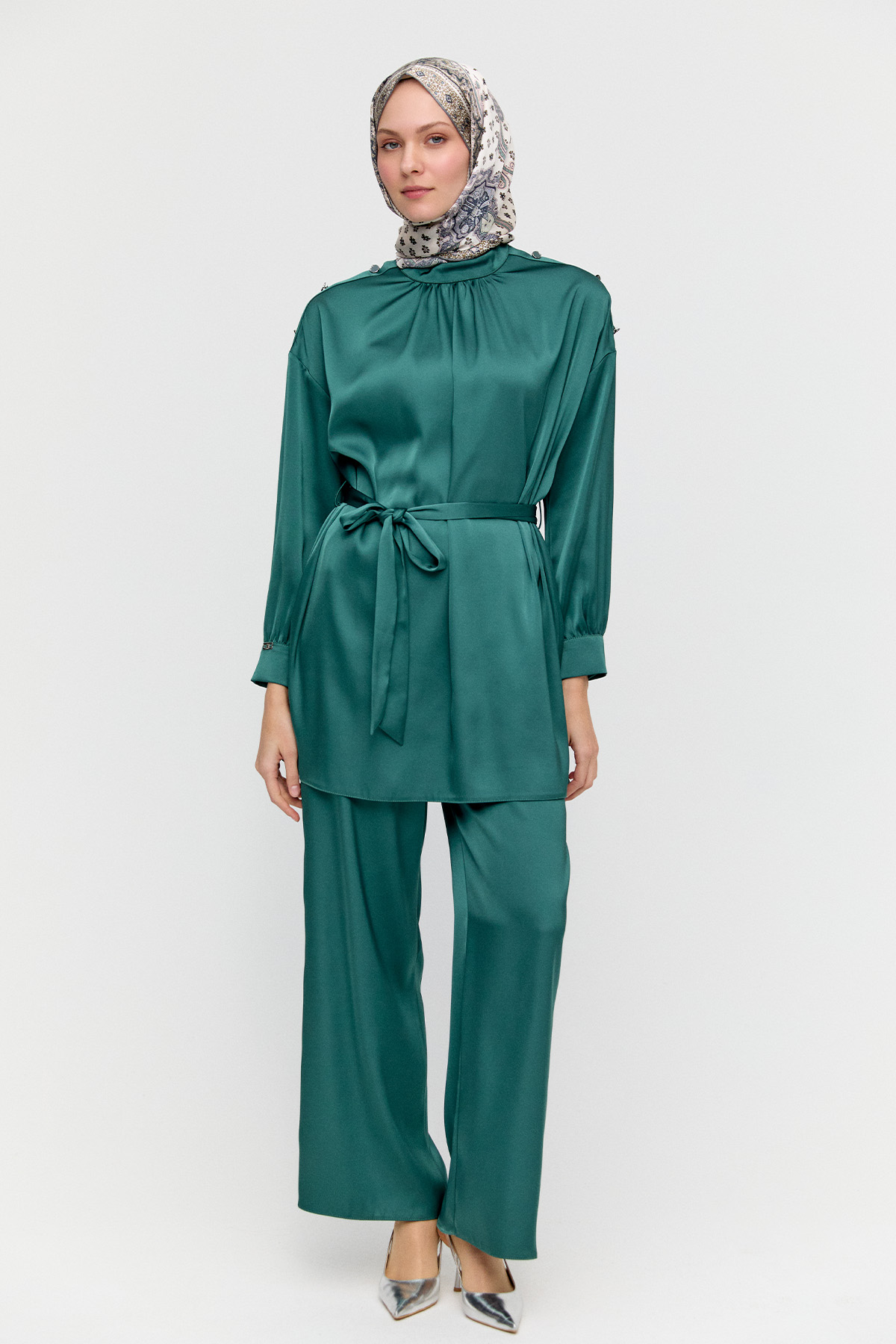 Süs Düğmeli Saten İkili Takım, Tesettür Giyim