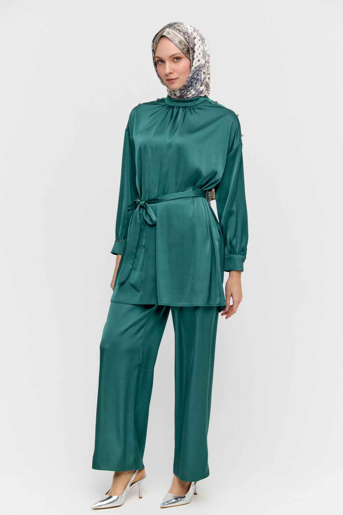 Süs Düğmeli Saten İkili Takım, Tesettür Giyim