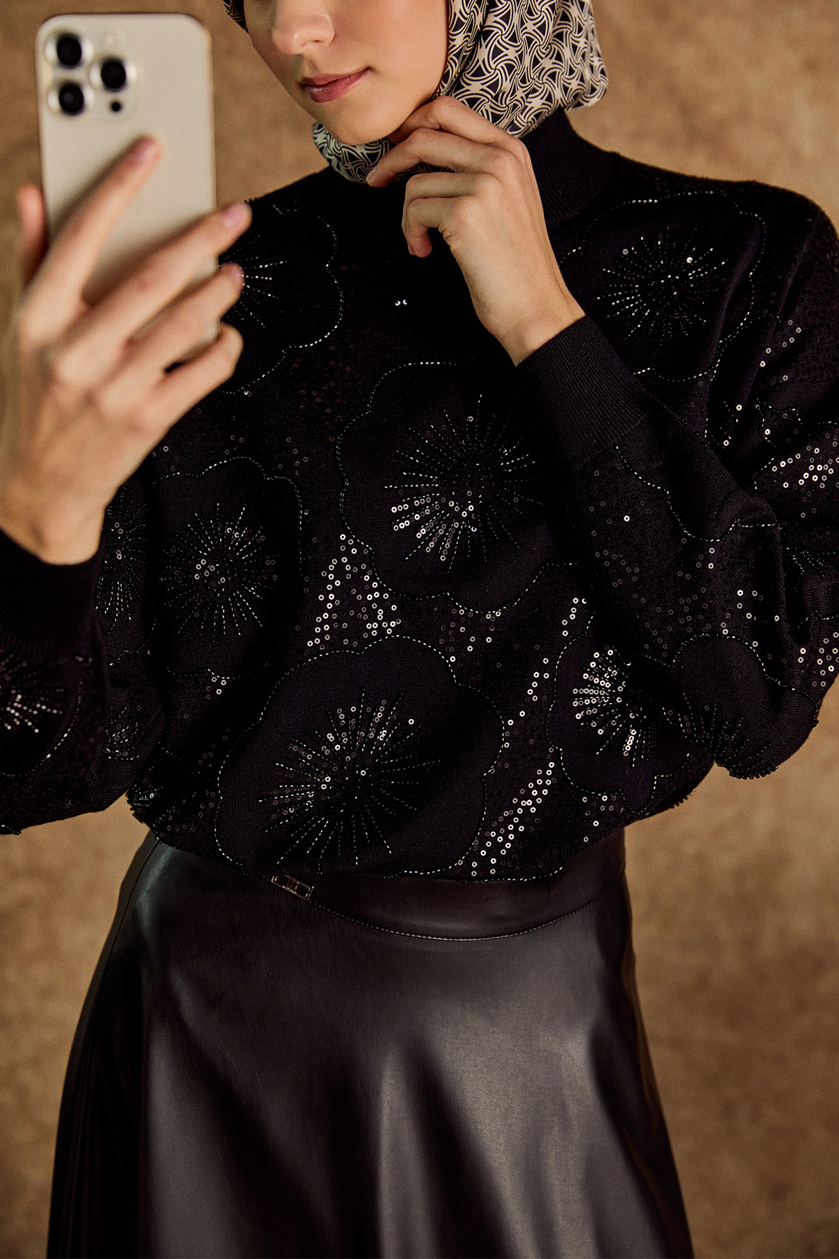 Çiçekli Yarım Balıkçı Triko Bluz, Tesettür Giyim