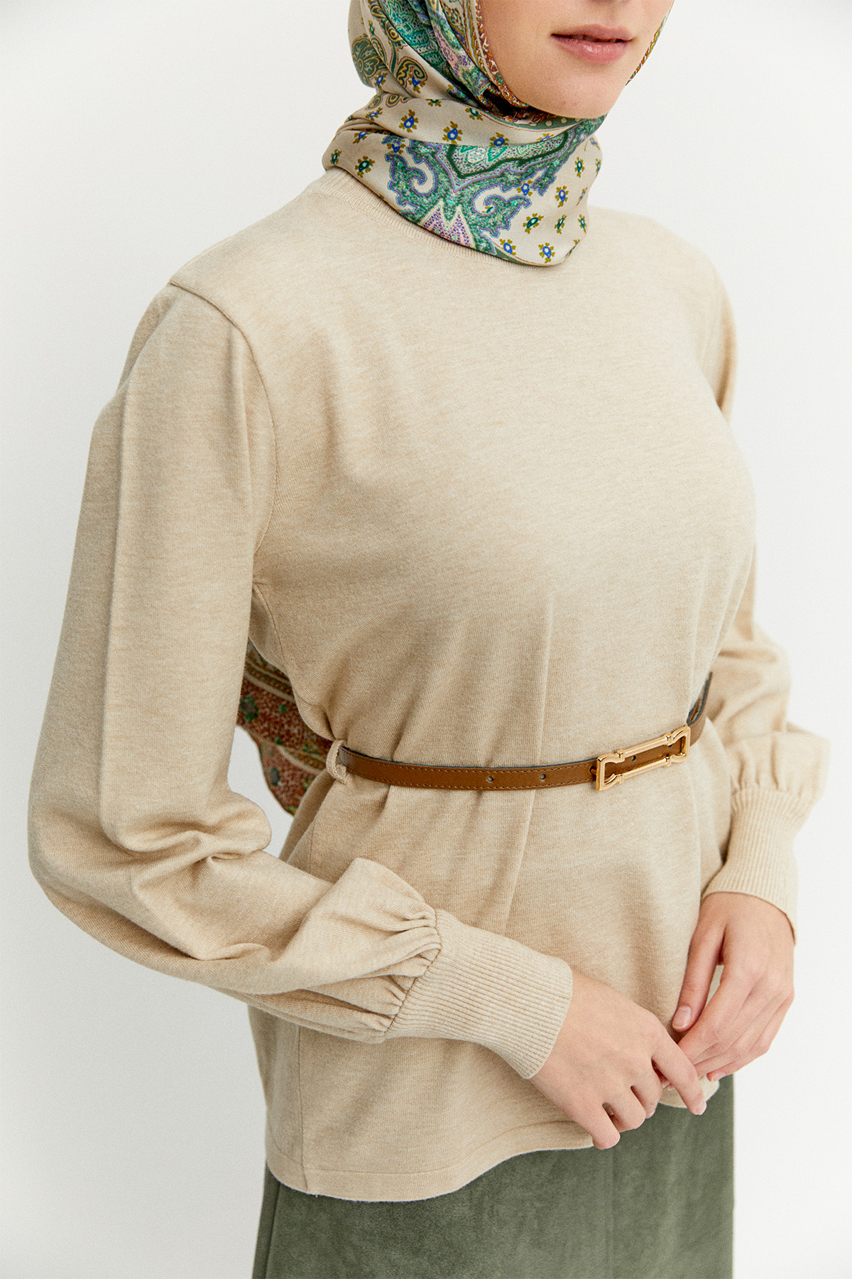 Kemerli Bisiklet Yaka Triko Bluz, Tesettür Giyim