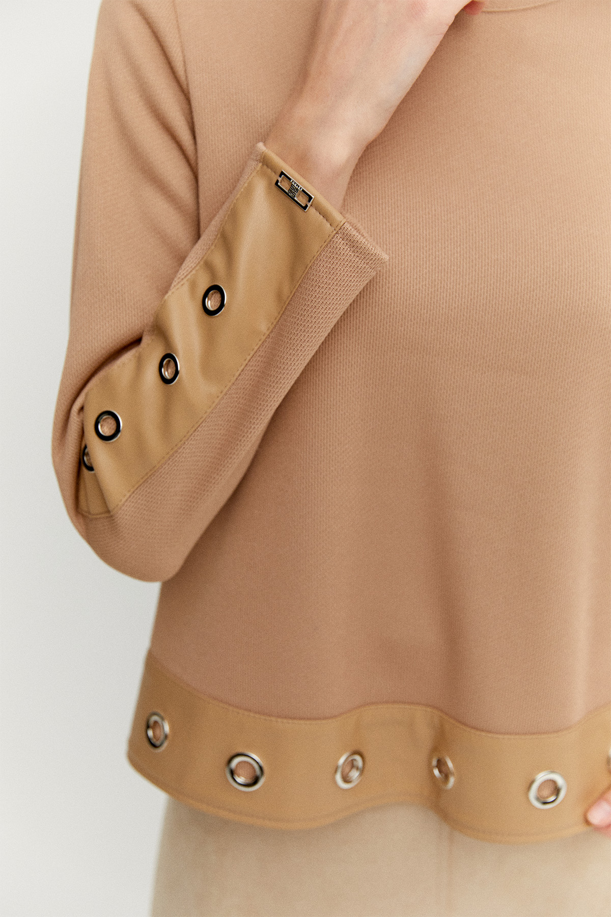 Kuşgözlü Hakim Yakalı Bluz, Tesettür Giyim