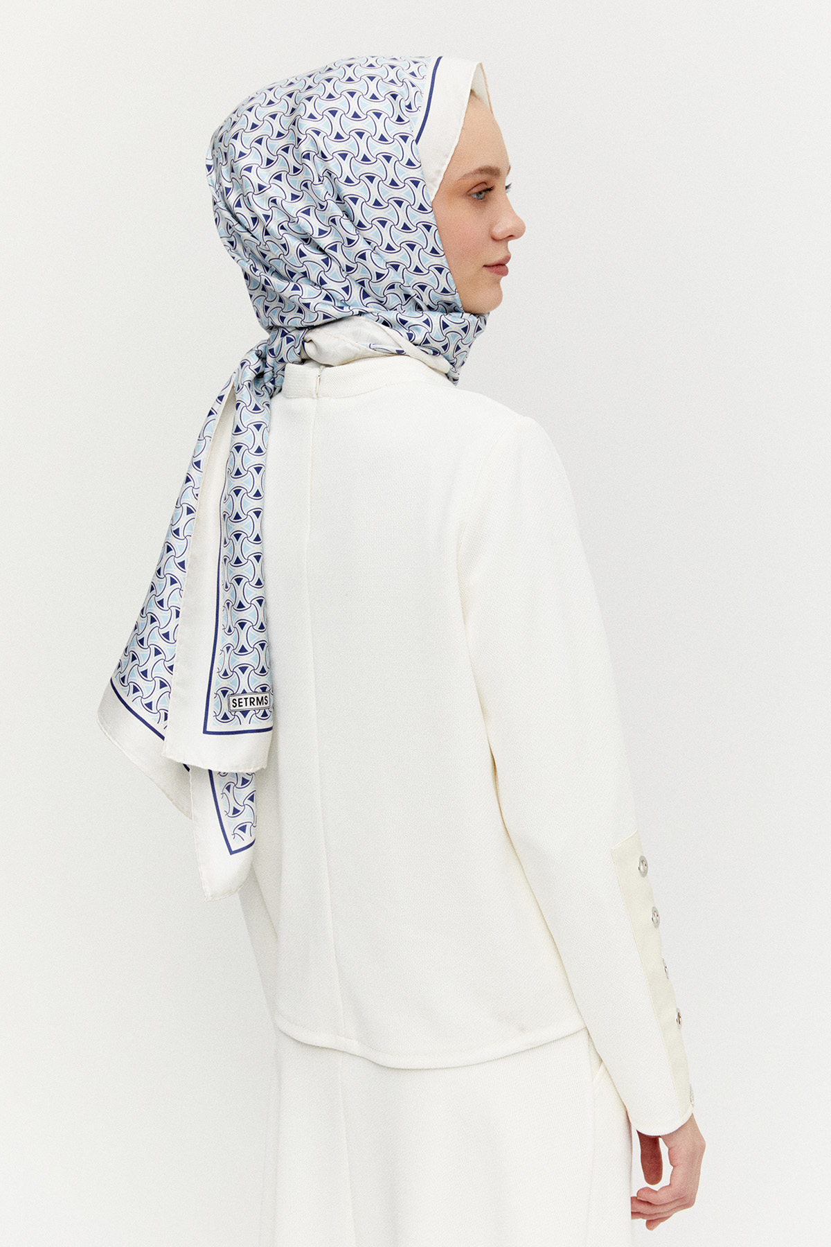 Kuşgözlü Hakim Yakalı Bluz, Tesettür Giyim