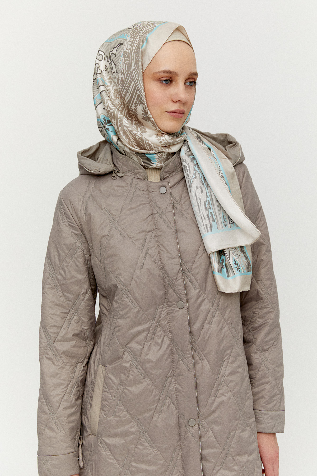 Baklava Desenli Kapitone Kaban, Tesettür Giyim