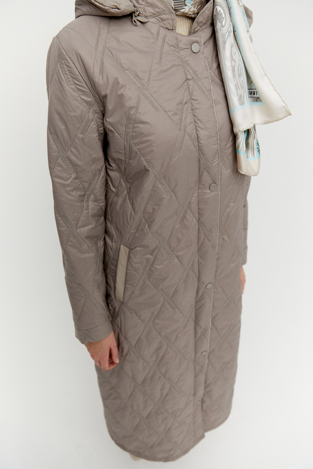 Baklava Desenli Kapitone Kaban, Tesettür Giyim