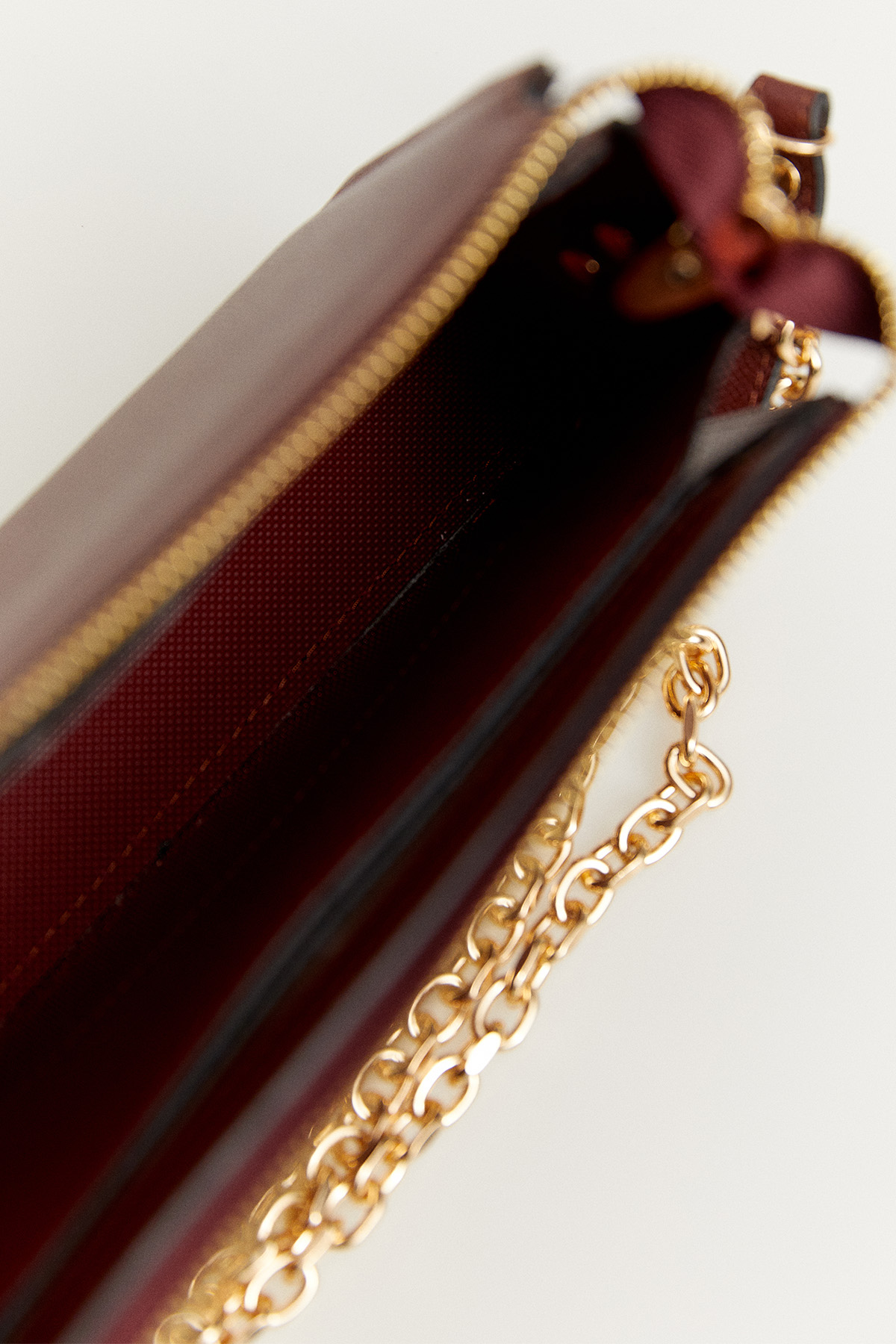 Zincir Askılı Omuz Çantası, Tesettür Giyim