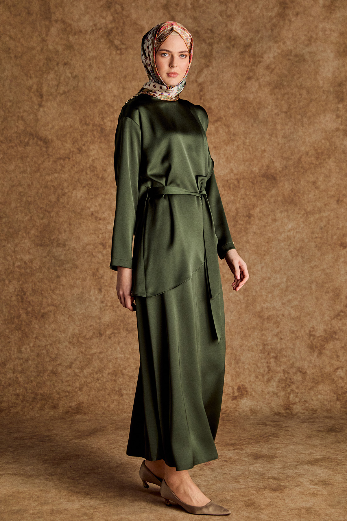 Drapeli Saten Elbise, Tesettür Giyim