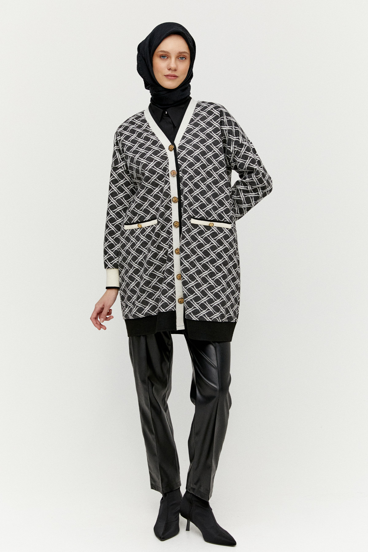 Desenli Ribanalı Triko Hırka, Tesettür Giyim