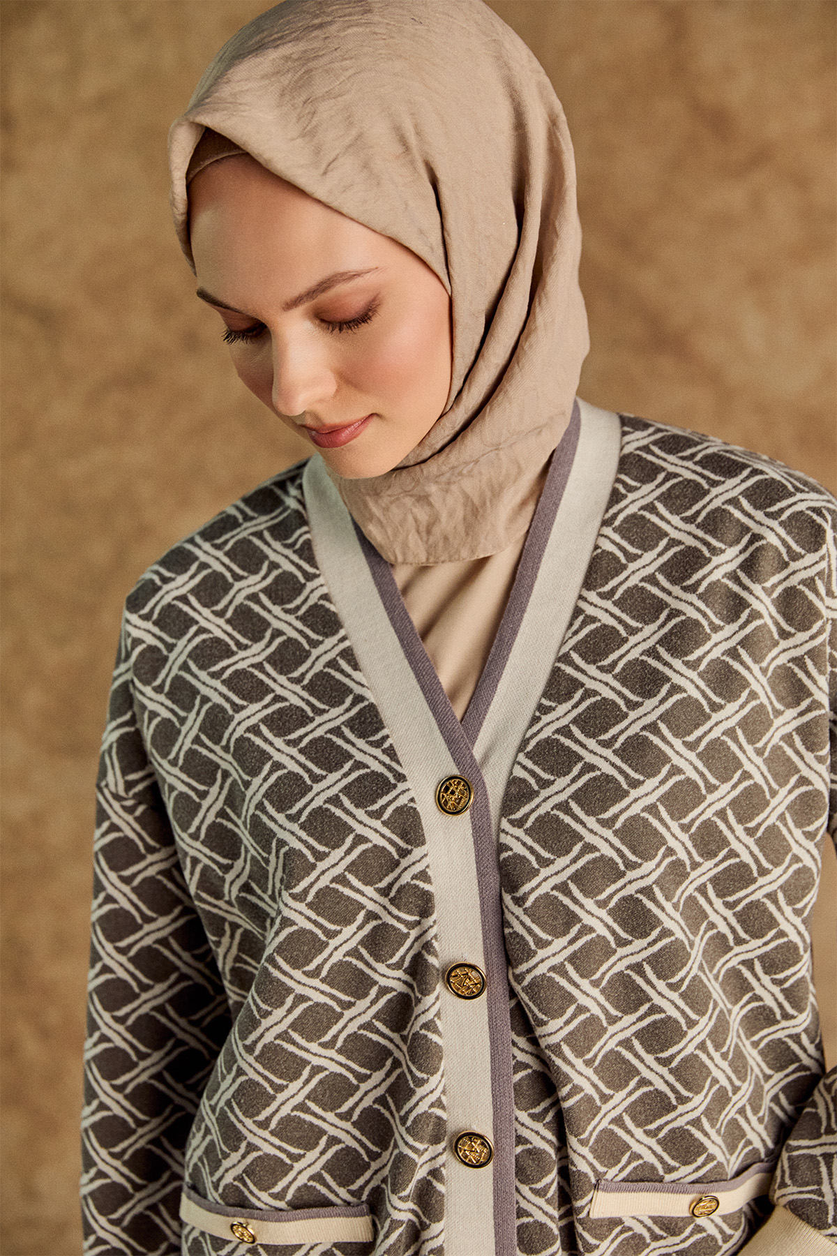 Desenli Ribanalı Triko Hırka, Tesettür Giyim