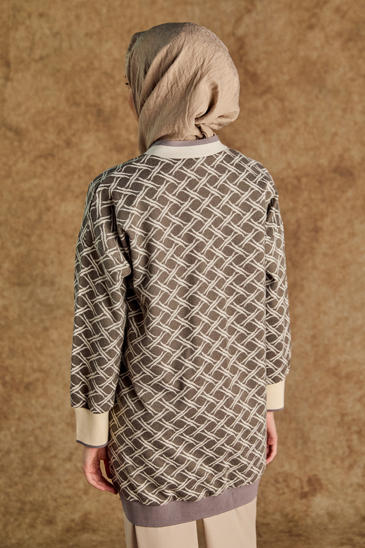 Desenli Ribanalı Triko Hırka, Tesettür Giyim