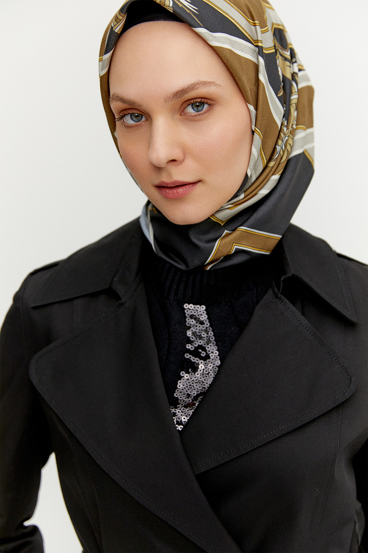 Kruvaze Paraşüt Detaylı Pamuklu Kap, Tesettür Giyim