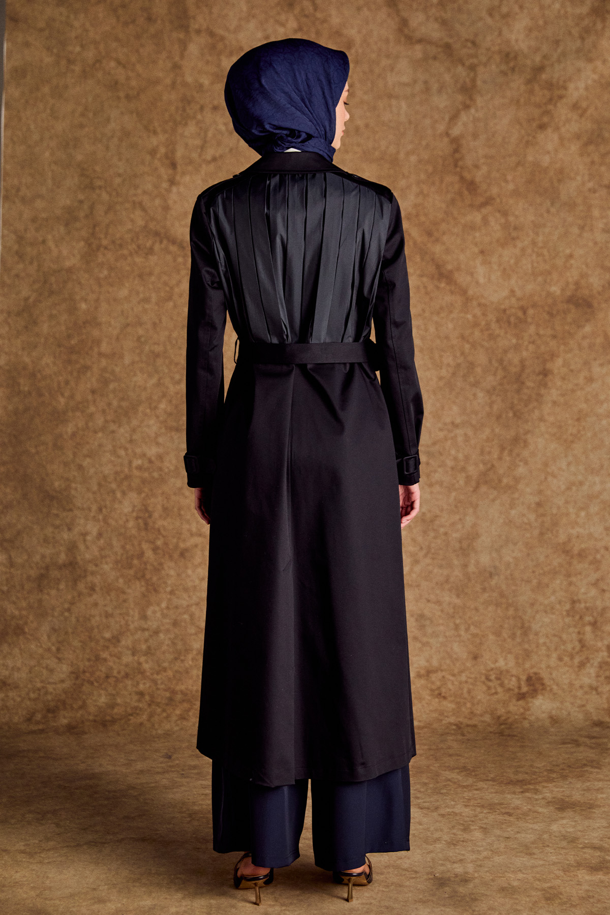 Kruvaze Paraşüt Detaylı Pamuklu Kap, Tesettür Giyim