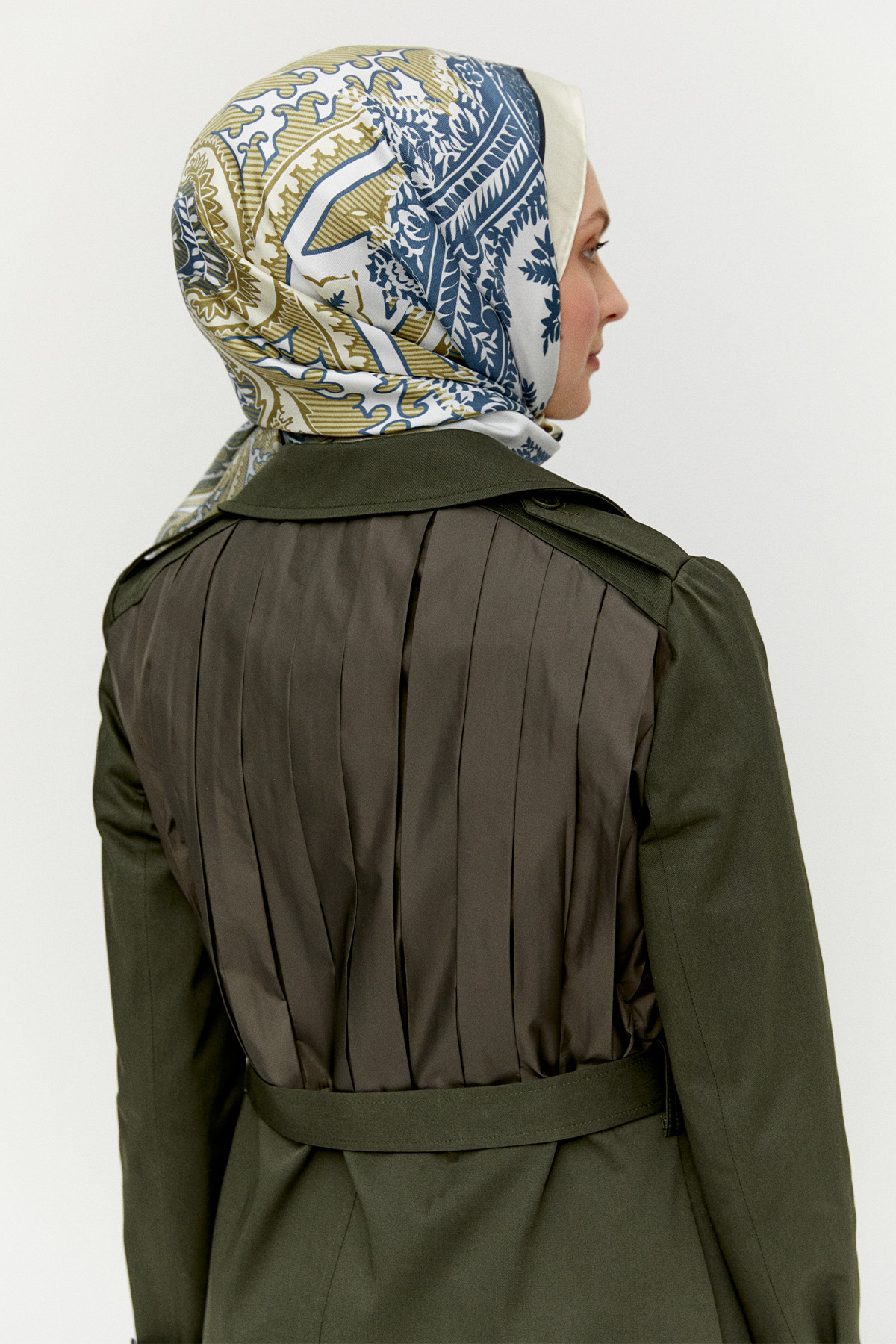 Kruvaze Paraşüt Detaylı Pamuklu Kap, Tesettür Giyim