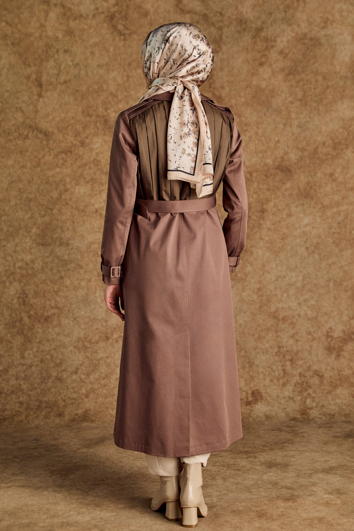 Kruvaze Paraşüt Detaylı Pamuklu Kap, Tesettür Giyim