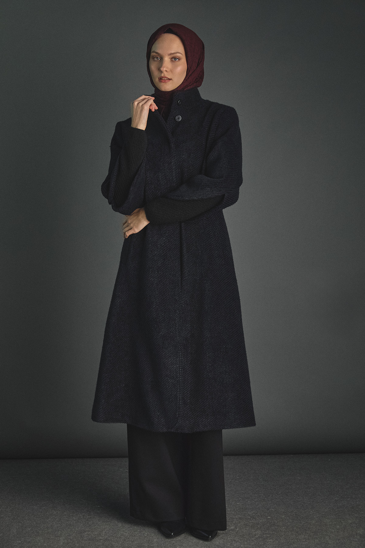 Lale Kol Ribanalı Kaban, Tesettür Giyim