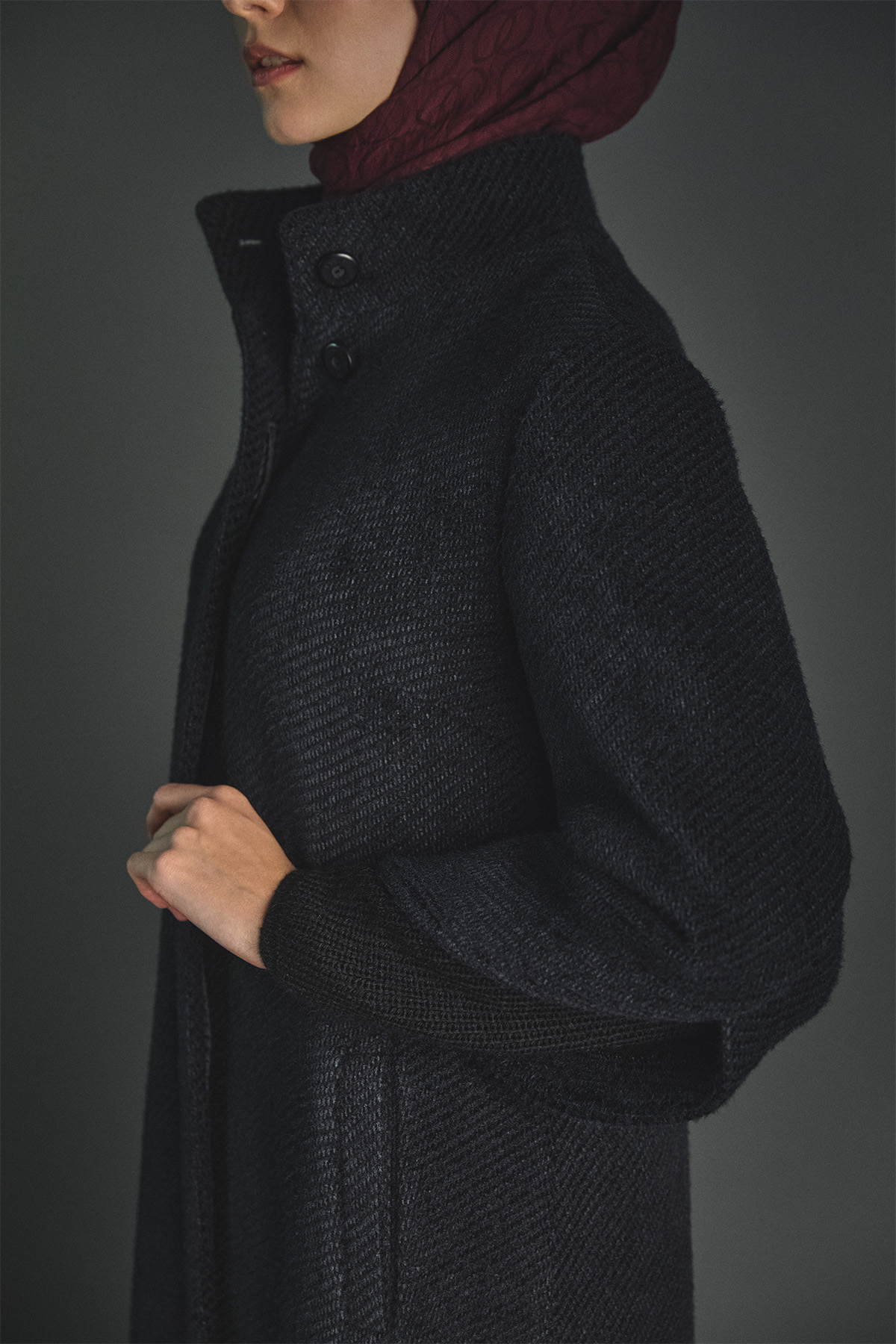 Lale Kol Ribanalı Kaban, Tesettür Giyim