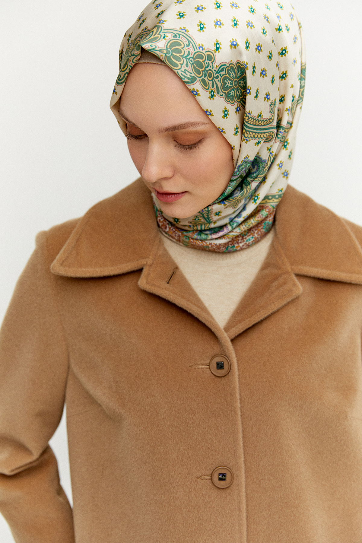 Melanjlı Şık Kaşe Kaban Büyük Beden, Tesettür Giyim