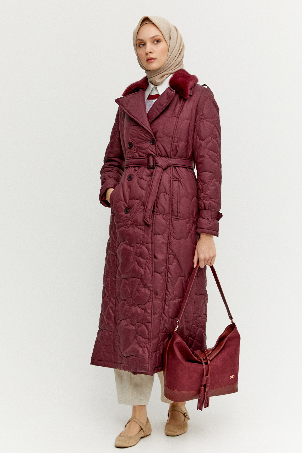 Çiçekli Kapitone Kruvaze Mont, Tesettür Giyim