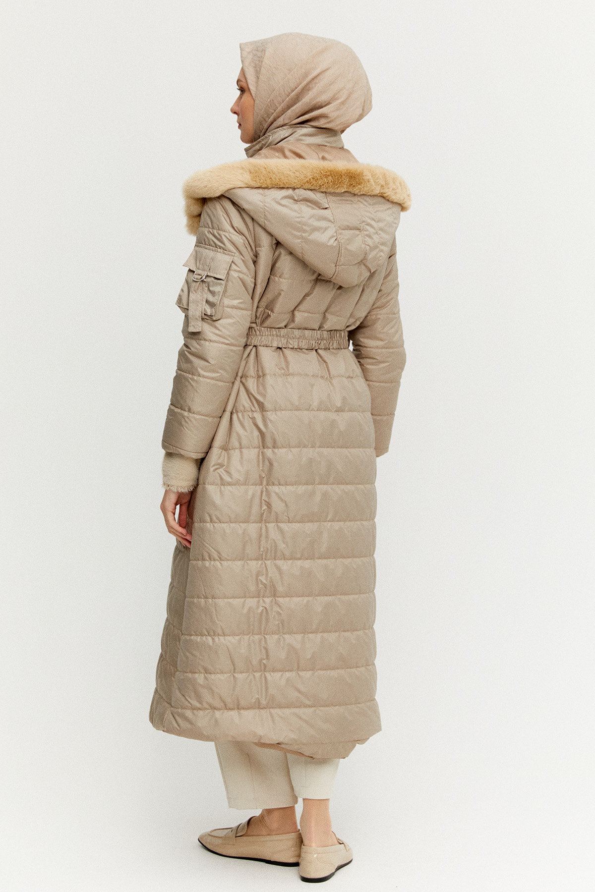 Seyyar Kapüşonlu Kapitone Kaban, Tesettür Giyim