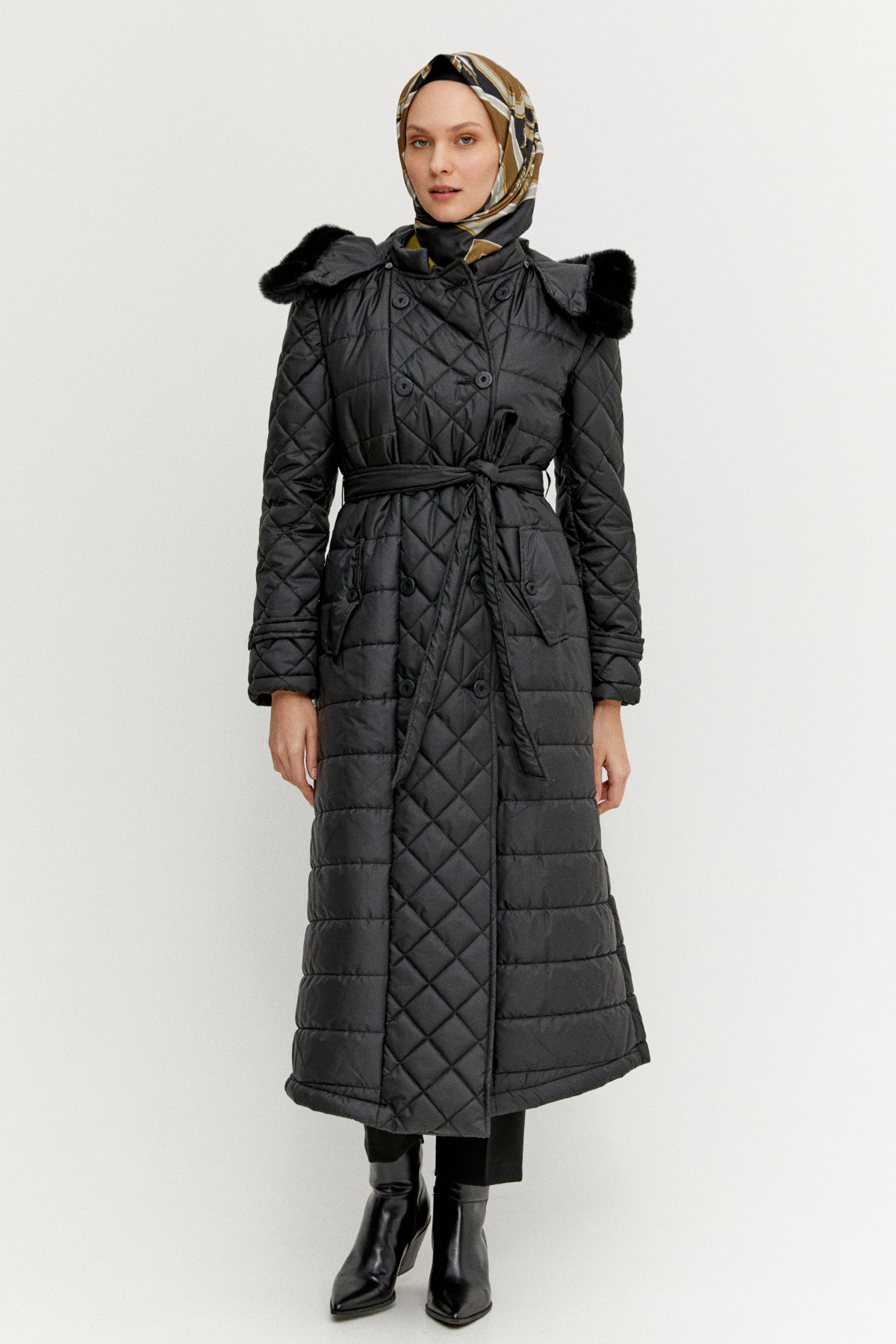 Kuşaklı Seyyar Kapüşonlu Şişme Kaban, Tesettür Giyim