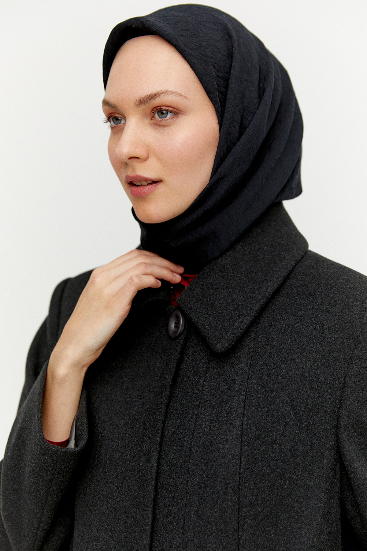 Büyük Beden Düğmeli Kaşe Manto, Tesettür Giyim