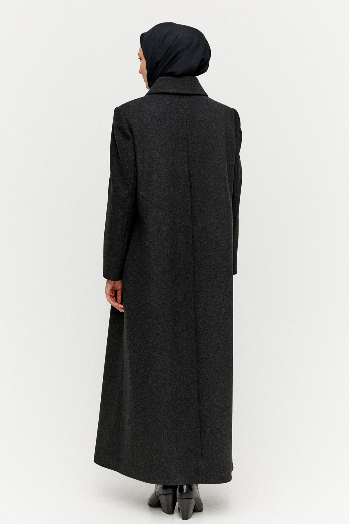 Büyük Beden Düğmeli Kaşe Manto, Tesettür Giyim