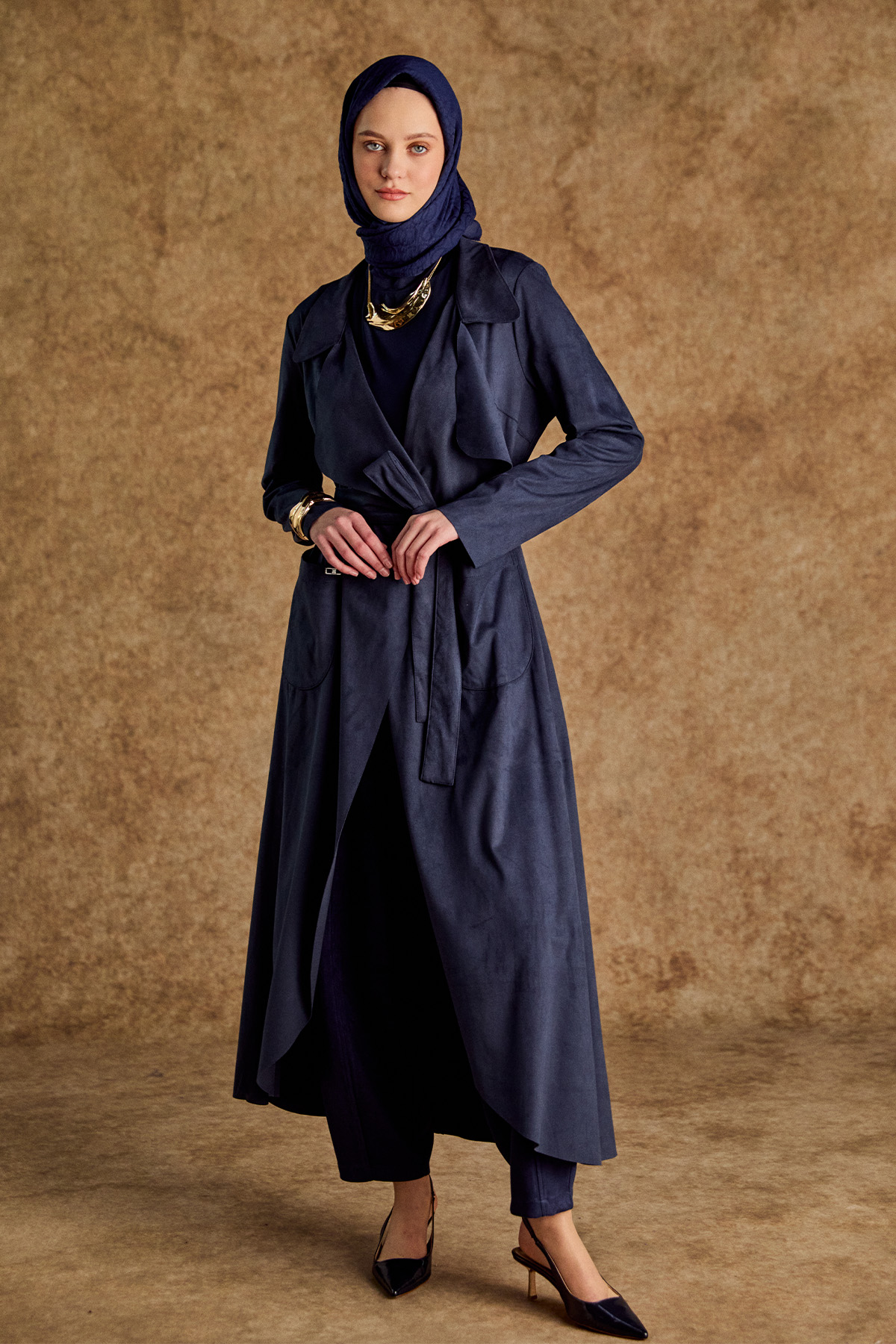 Süet Dokulu Pardesü, Tesettür Giyim