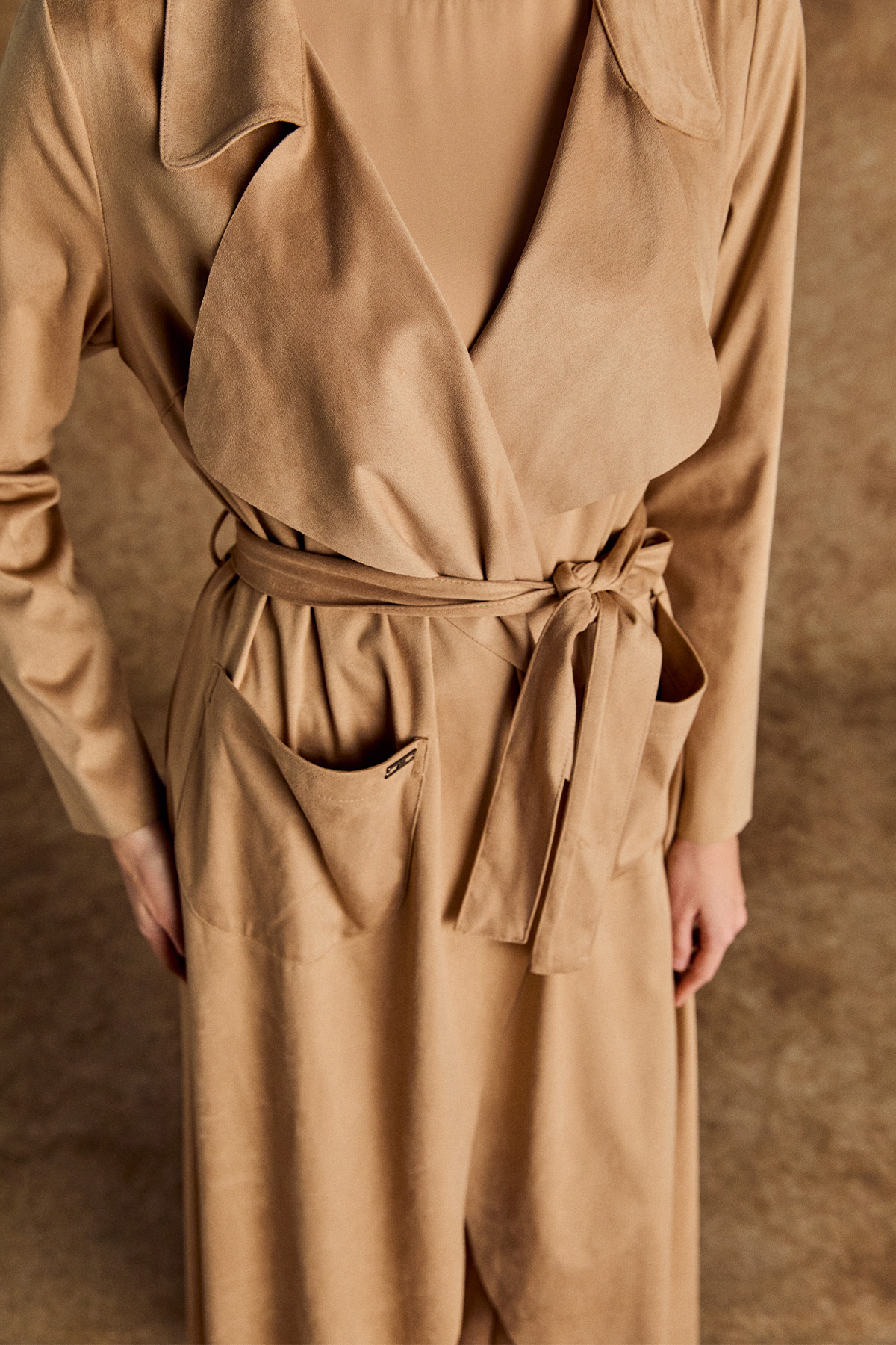 Süet Dokulu Pardesü, Tesettür Giyim