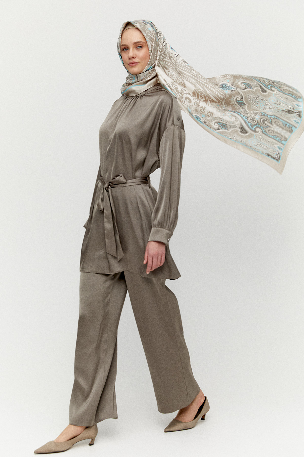Süs Düğmeli Saten İkili Takım, Tesettür Giyim