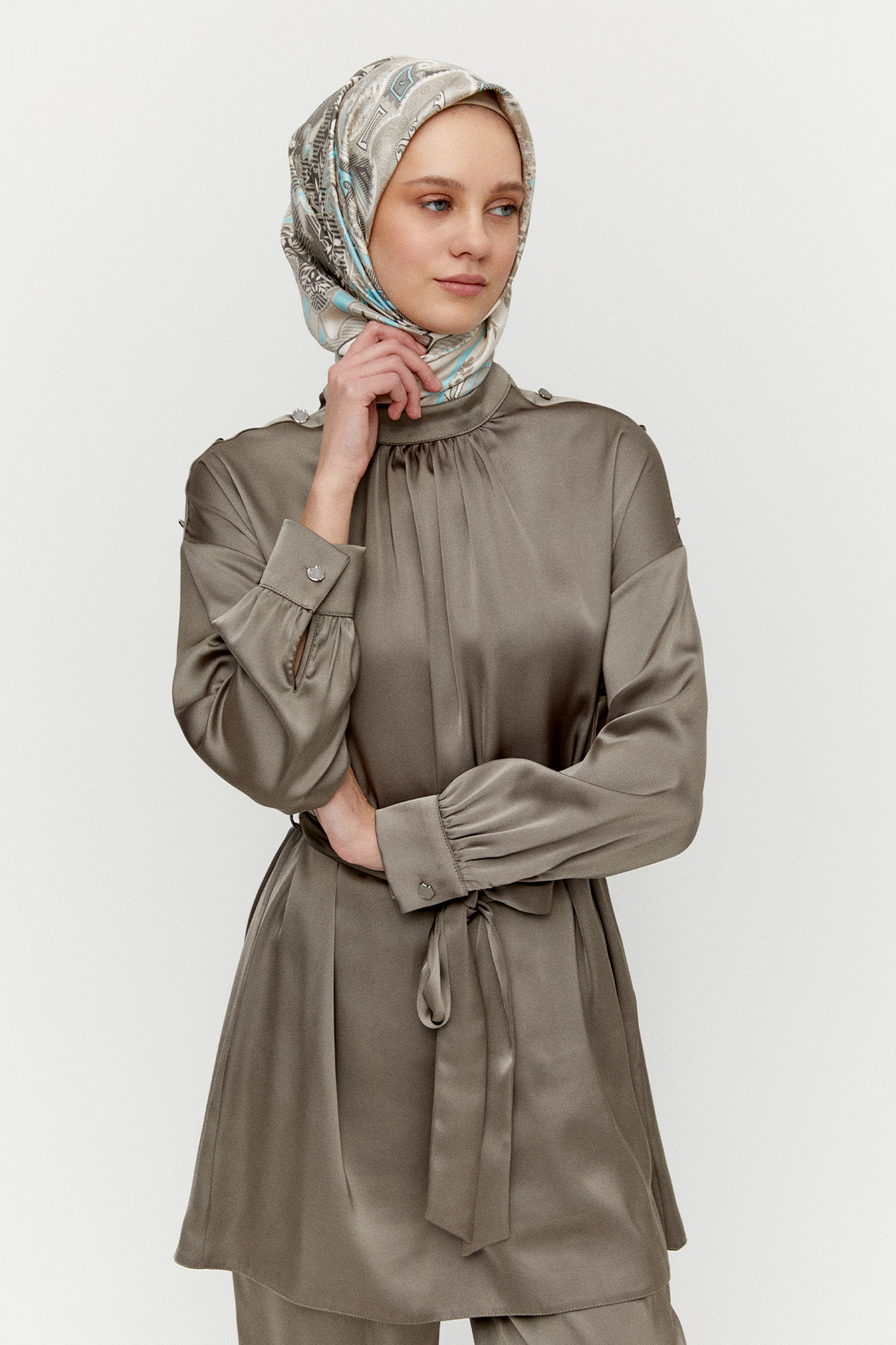 Süs Düğmeli Saten İkili Takım, Tesettür Giyim