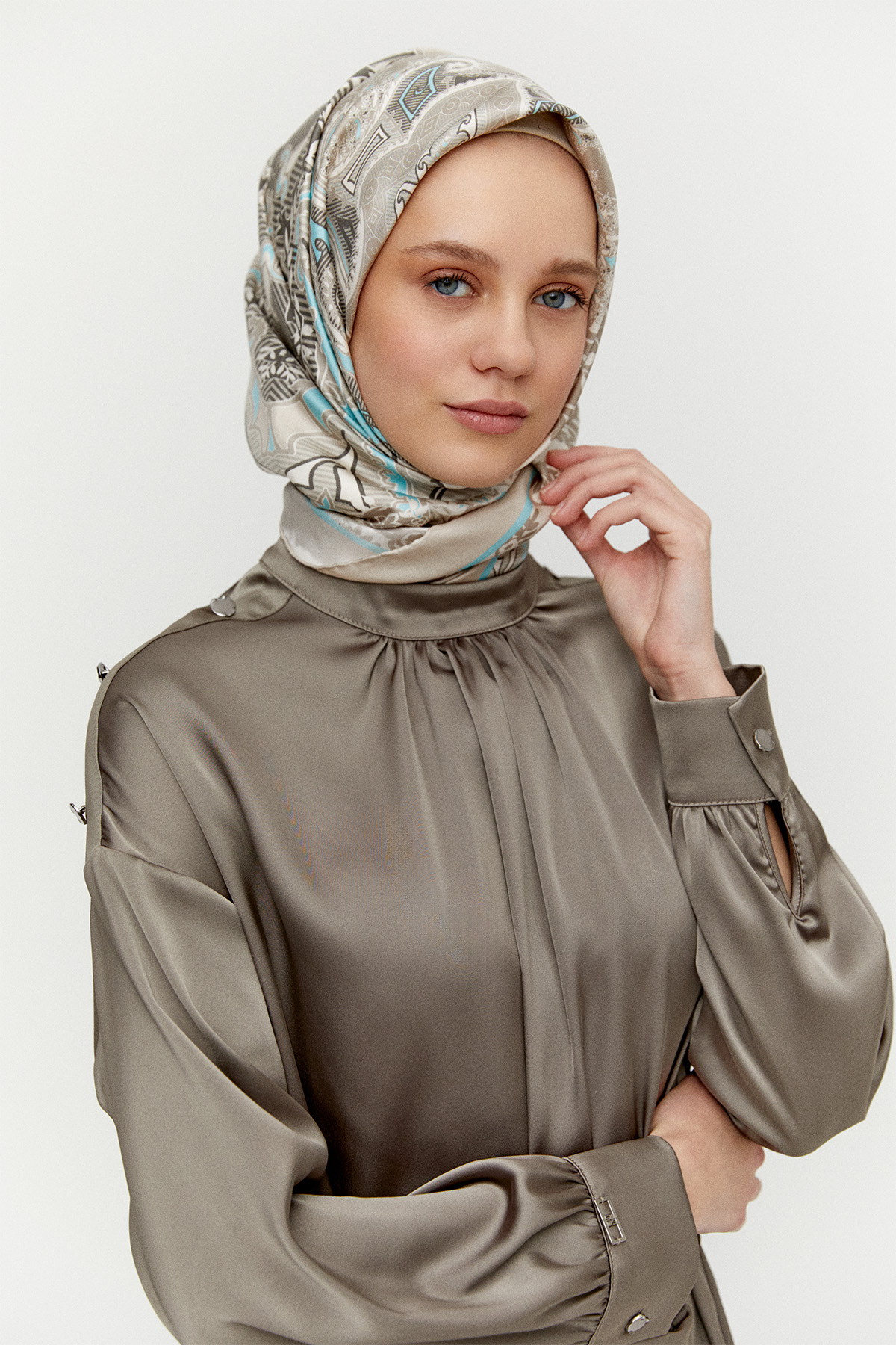 Süs Düğmeli Saten İkili Takım, Tesettür Giyim