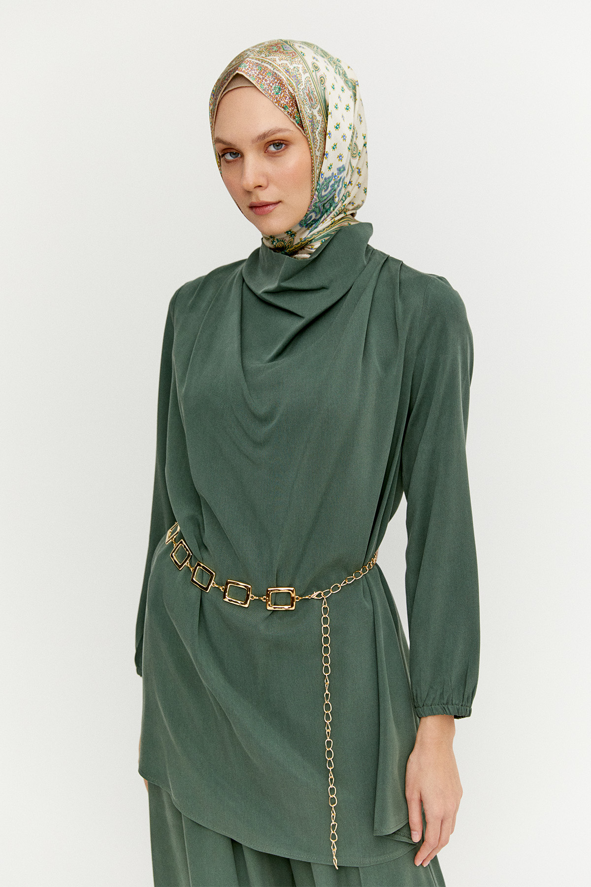 Degaje Yaka Tunik Pantolon Etek İkili Takım, Tesettür Giyim