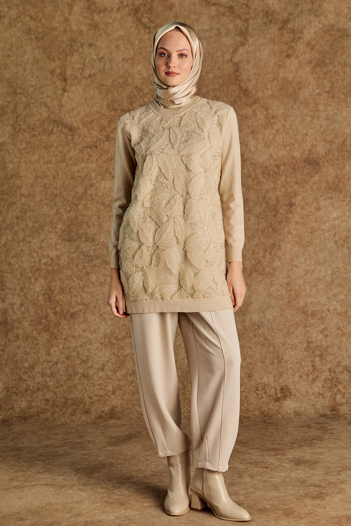 Taşlı Yaprak Desenli Triko Tunik, Tesettür Giyim