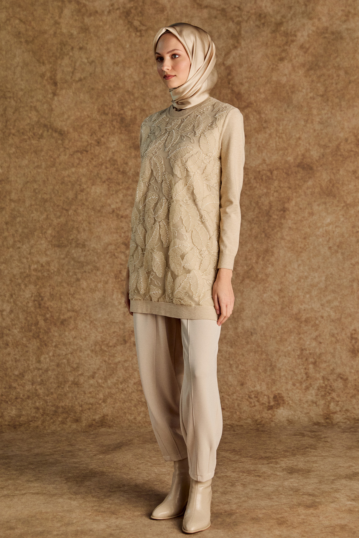 Taşlı Yaprak Desenli Triko Tunik, Tesettür Giyim