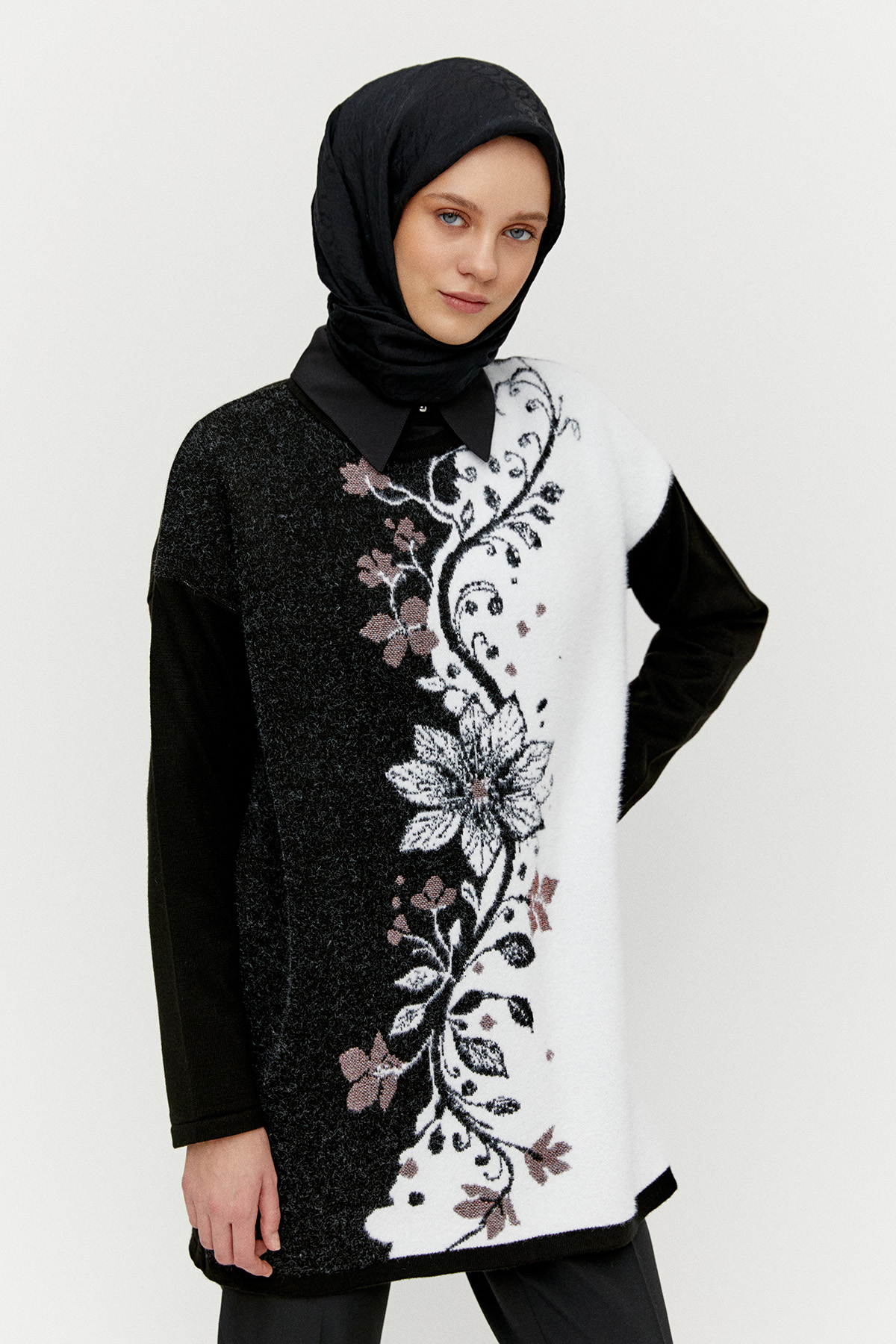 Simli Çiçek Motifli Triko Tunik, Tesettür Giyim