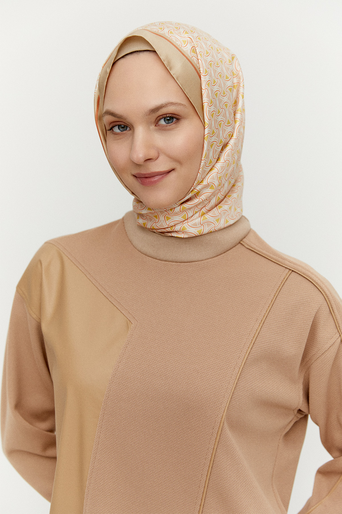 Suni Derili Asimetrik Örme Tunik, Tesettür Giyim