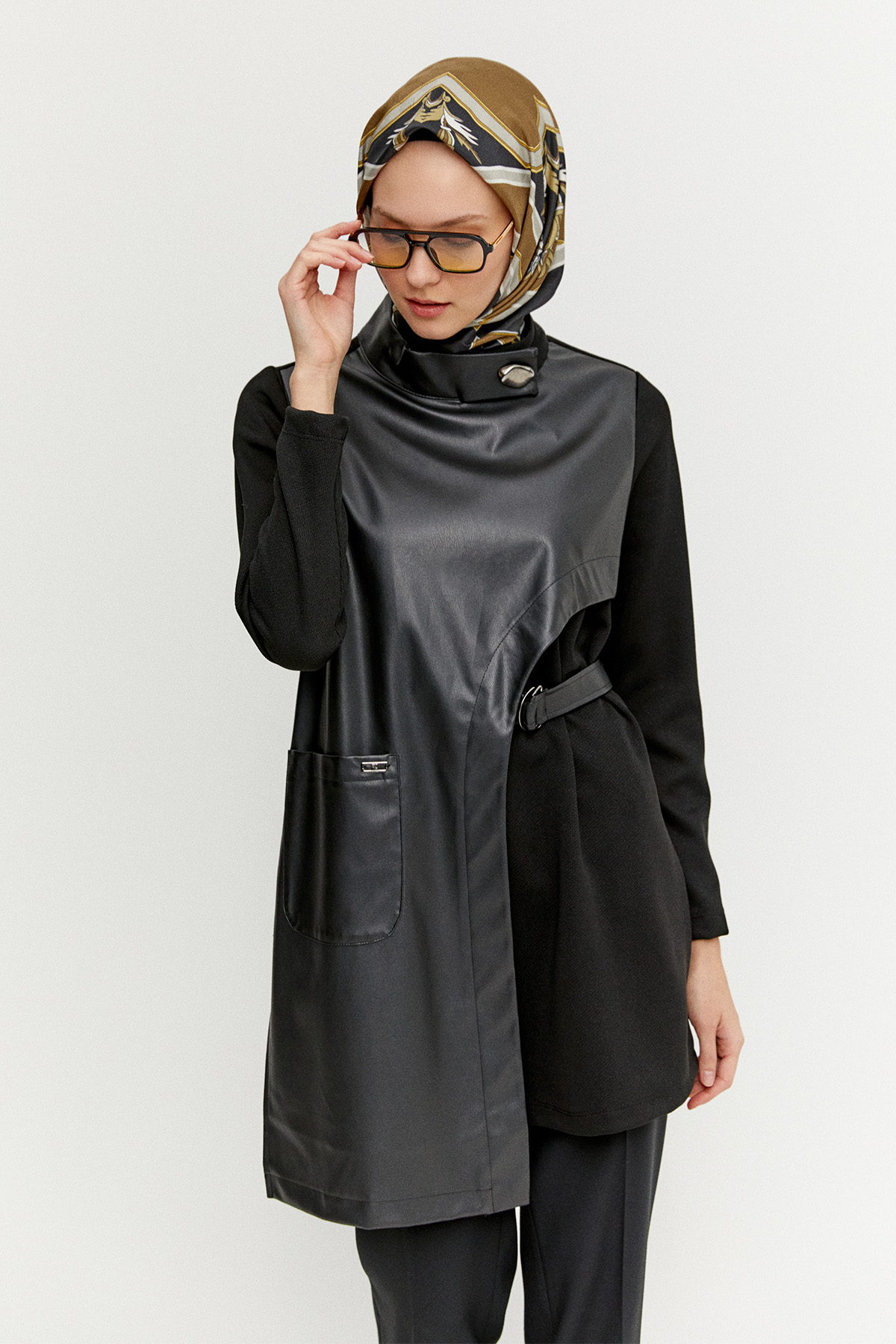 Asimetrik Suni Derili Tunik, Tesettür Giyim