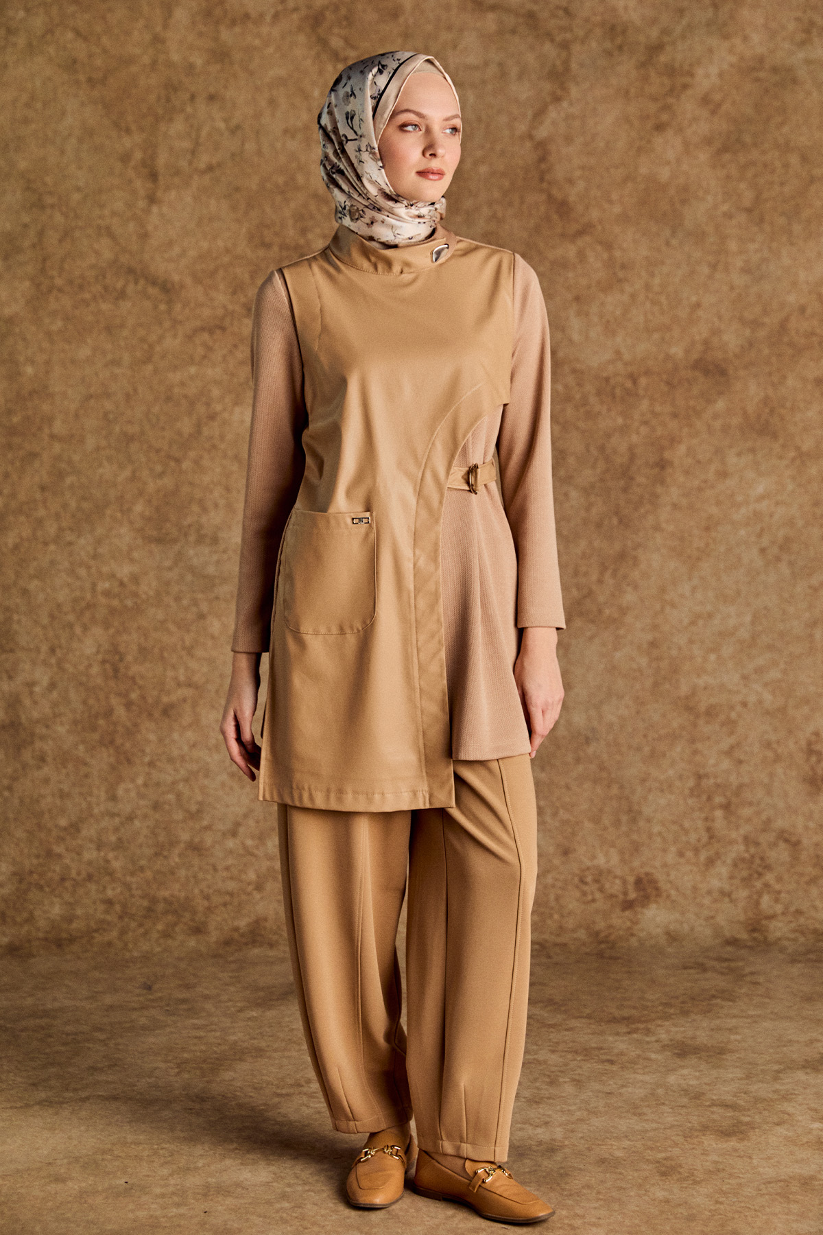 Asimetrik Suni Derili Tunik, Tesettür Giyim