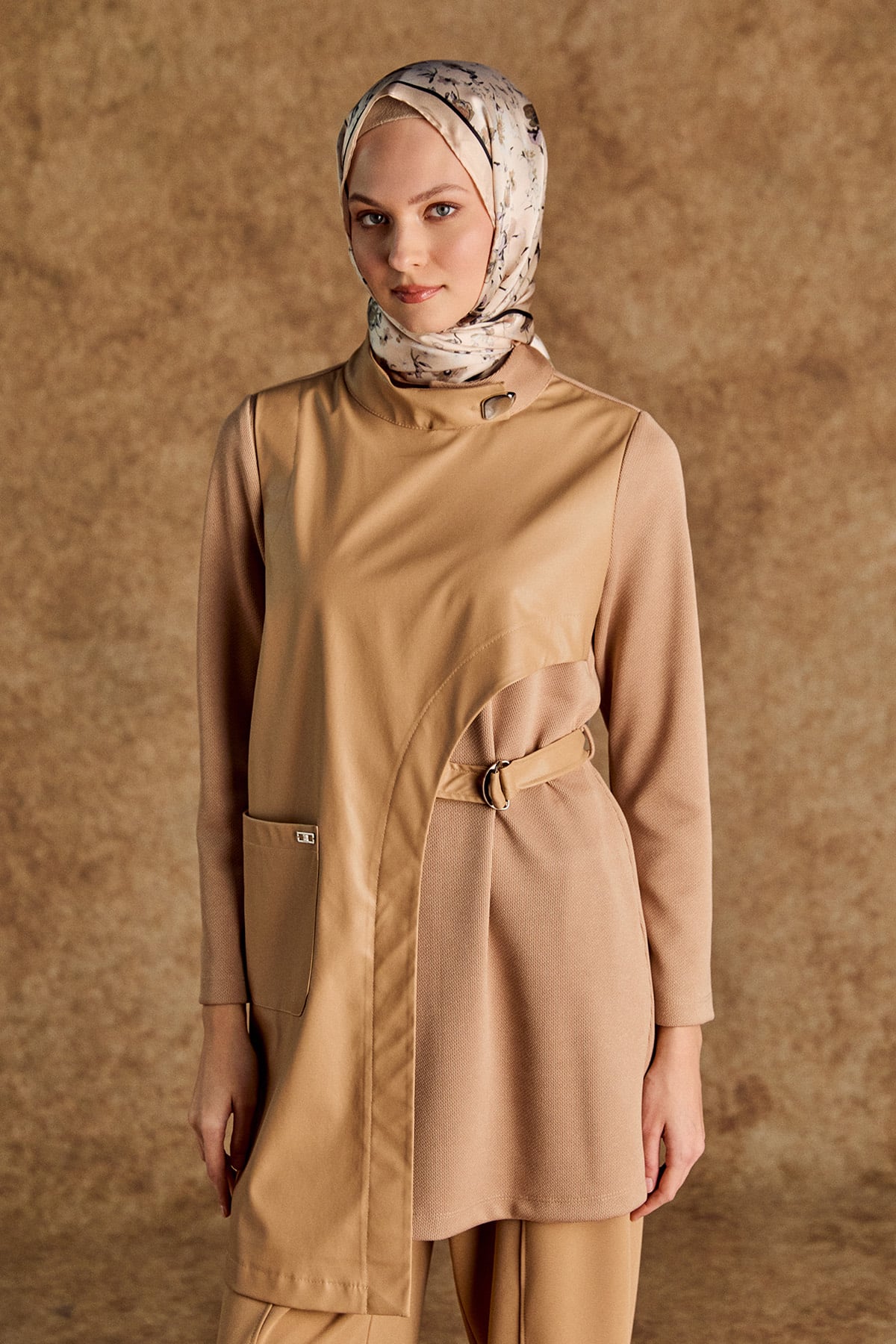 Asimetrik Suni Derili Tunik, Tesettür Giyim