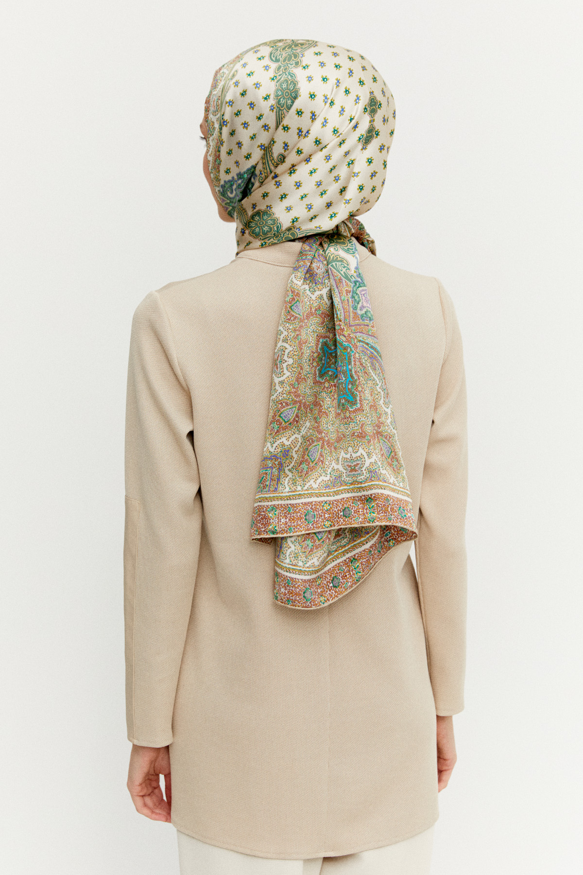 Hakim Yaka Kuşgözlü Örme Tunik, Tesettür Giyim