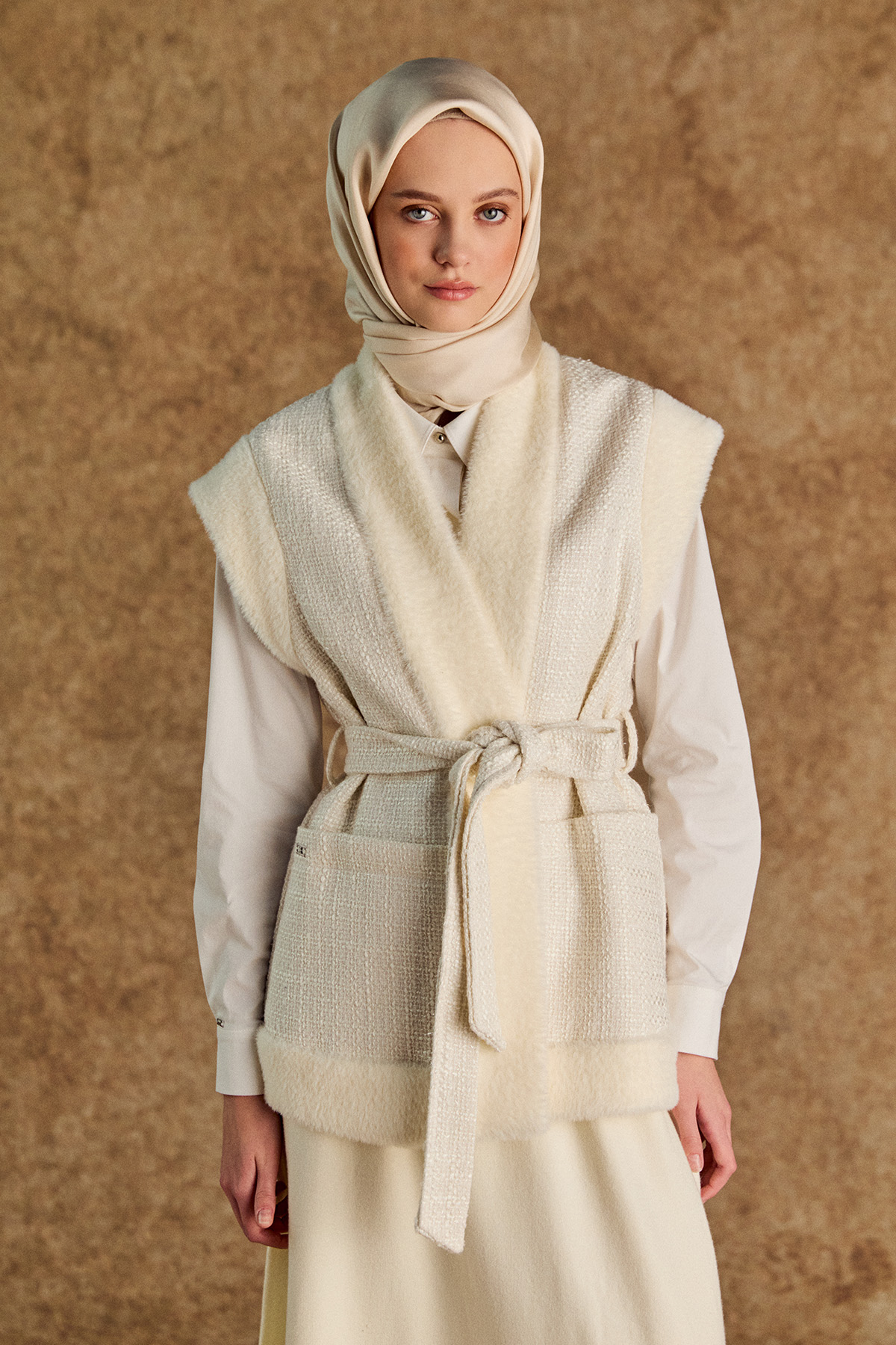 Şal Yakalı Tüvit Yelek, Tesettür Giyim