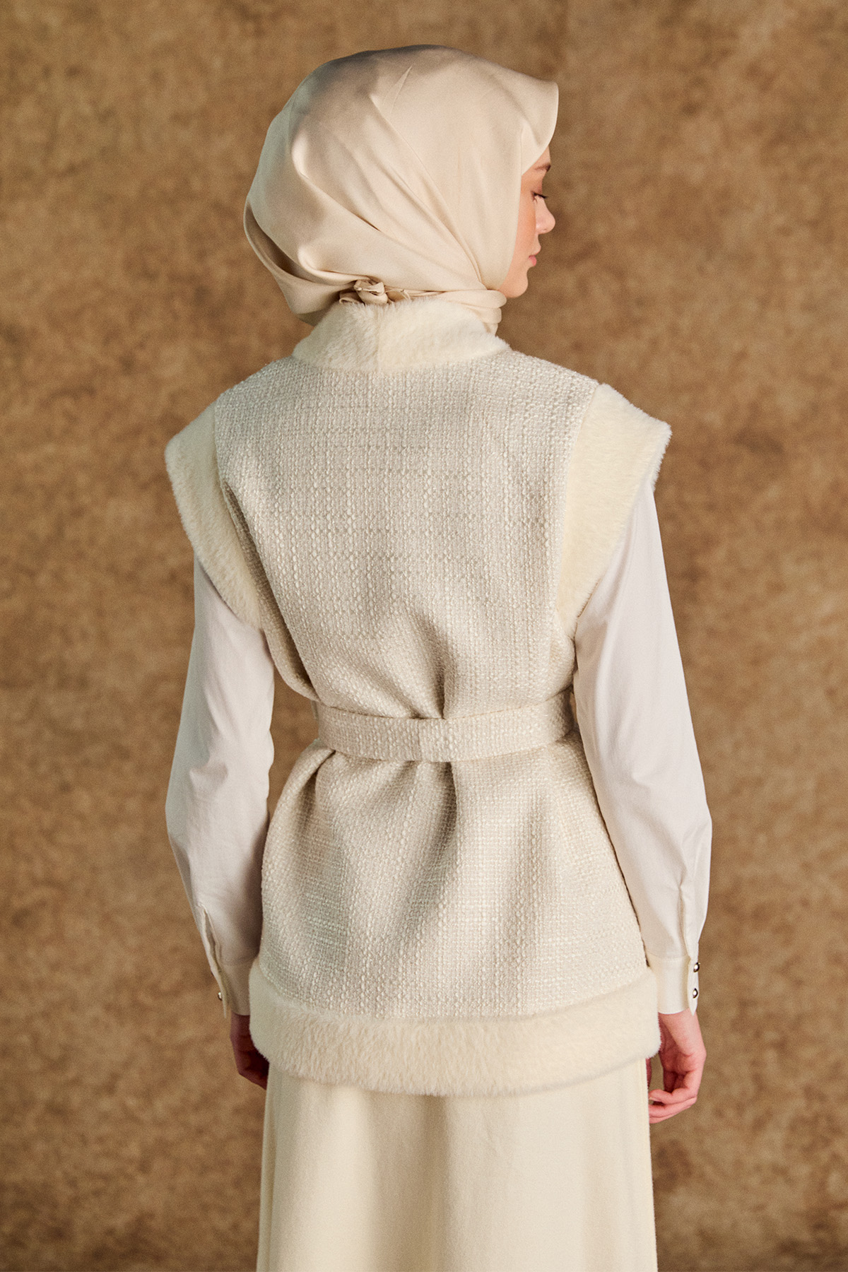 Şal Yakalı Tüvit Yelek, Tesettür Giyim