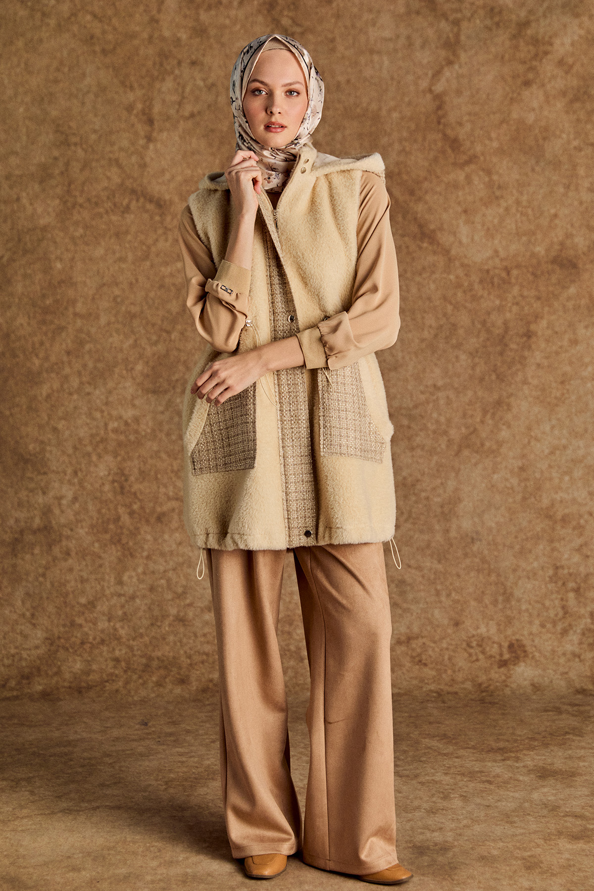 Tüvit Kombinli Suni Kürk Yelek, Tesettür Giyim